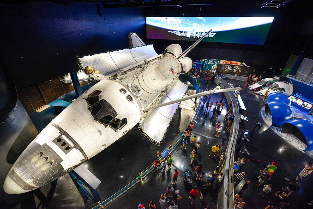 space shuttle atlantis exhibit building